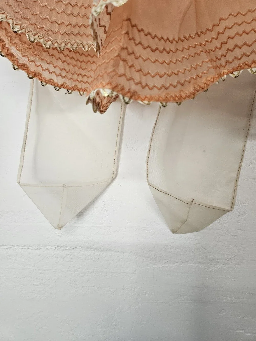 Vintage Sheer Half Apron Tie Waist peach and white, flower Pocket